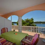 In Karbuni With Sea View, Terrace, Air Conditioning, W-lan 3609-3 아파트 Blato (Korcula)