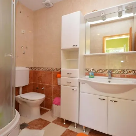 In Karbuni With Sea View, Terrace, Air Conditioning, W-lan 3609-3 Apartman *