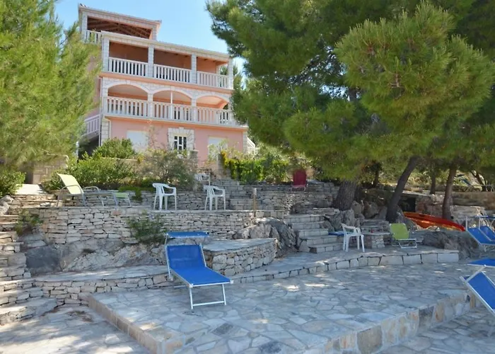 Apartament In Karbuni With Sea View, Terrace, Air Conditioning, W-lan 3609-3 *